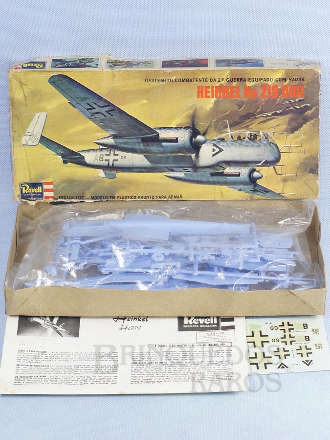 Brinquedo antigo Avião Heinkel He 219 OWL completo caixa mole Década de 1970