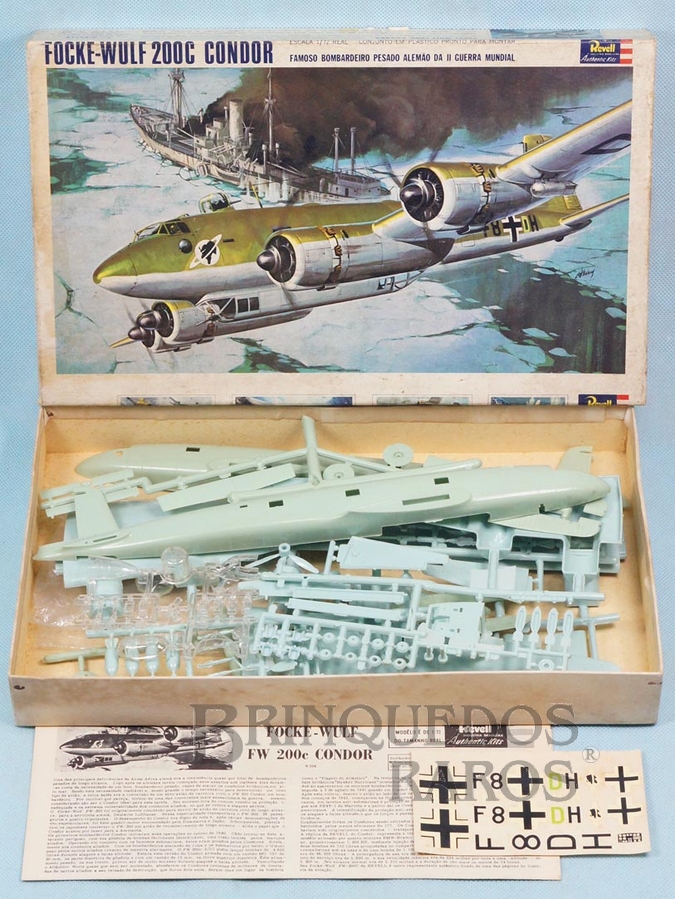 Brinquedo antigo Avião Focke-Wulf 200C Condor Caixa dura Fabricação final da Década de 1960