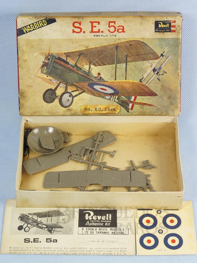 Brinquedo antigo Avião S.E. 5a Warbird caixa dura Década de 1960