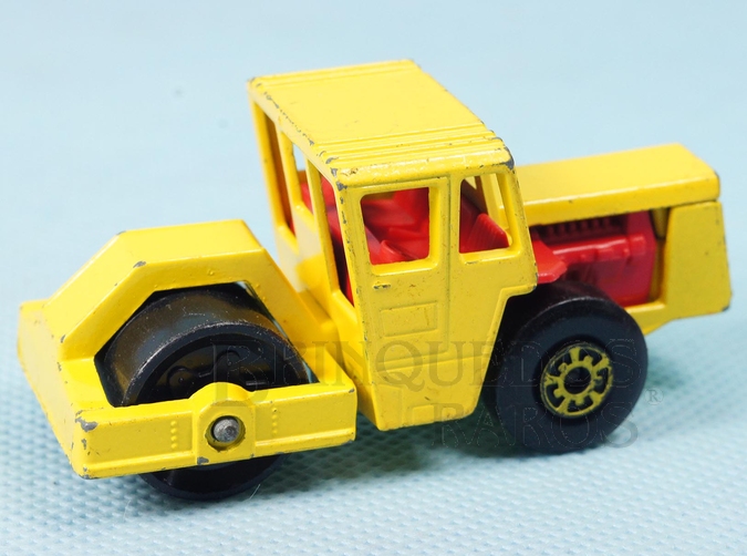 Brinquedo antigo Bomag Road Roller Superfast amarelo