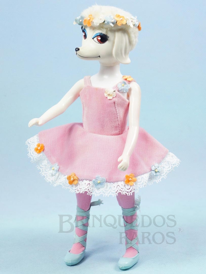 Brinquedo antigo Boneca Peteena vestindo o Conjunto Twinkle Toes para ir à Aula de Balet Ano 1966