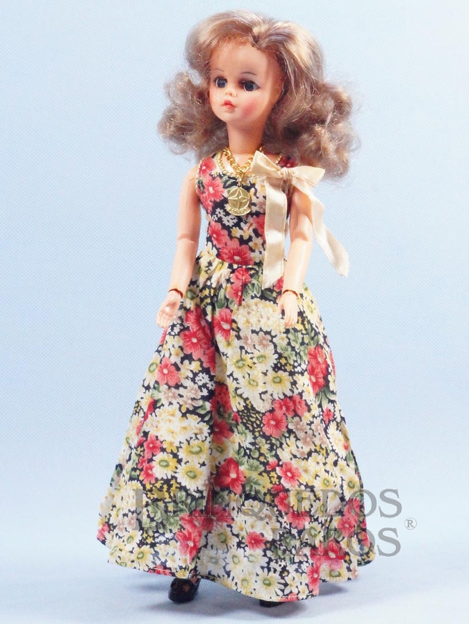 Brinquedo antigo Boneca Susi Série Pulsos móveis 100% original Perfeito estado falta o Chapéu Ano 1981