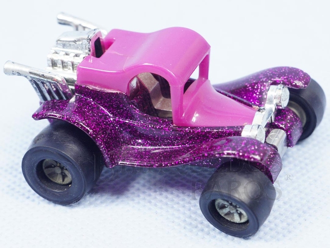 Brinquedo antigo Buggy Beach Buzzer com 6,5 cm de comprimento Série Tonka Tote Carroceria de plástico metalizado Década de 1970