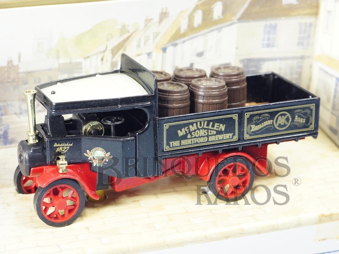 Brinquedo antigo Caminhão a vapor 1922 Foden Steam Wagon Yesteryear Cerveja McMullen & Sons 