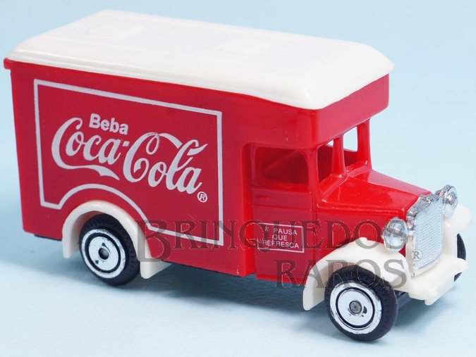 Brinquedo antigo Caminhão antigo de Entrega Brinde Coca Cola com 8,00 cm de comprimento Embalagem lacrada Década de 1990 