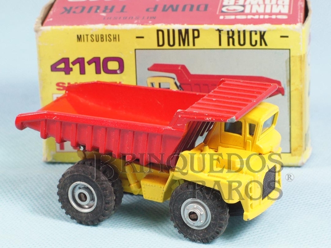 Brinquedo antigo Caminhão Basculante Mitsubishi Dump Truck com 10,00 cm de comprimento Série Mini Power Década de 1980
