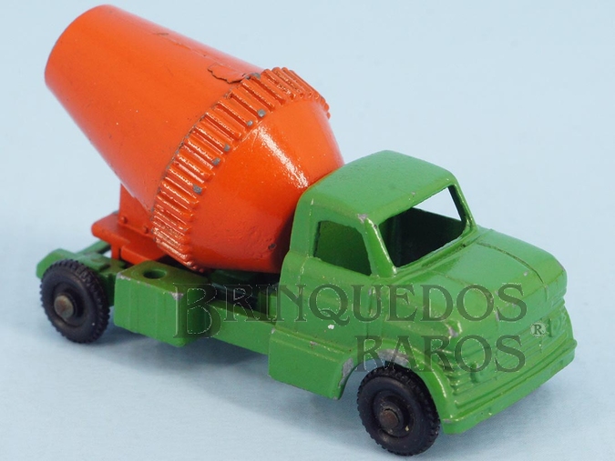 Brinquedo antigo Caminhão Betoneira com 5,0 cm de comprimento Série Tuf Toys Década de 1970