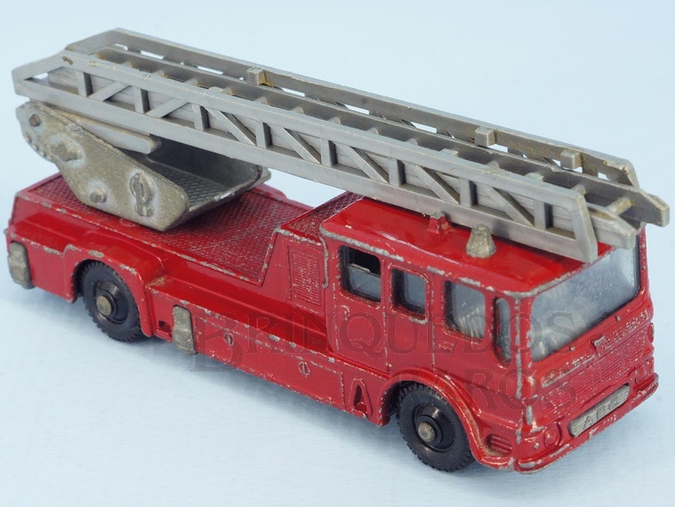 Brinquedo antigo Caminhão de Bombeiro com escada Merryweather H.T.T.L. Fire Engine Série Road Master Impy Super Cars Década de 1970