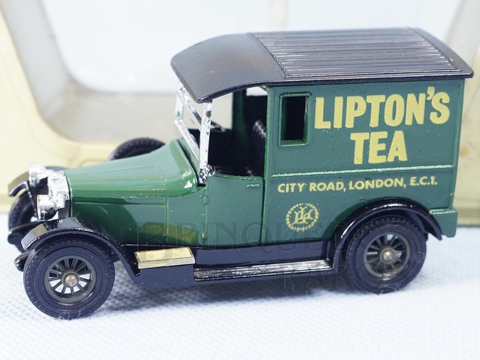Brinquedo antigo Caminhonete 1927 Talbot Van Yesteryear Lipton`s Tea Década de 1980