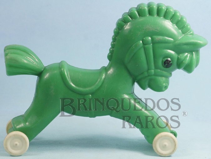 Brinquedo antigo Cavalo com rodas 21,00 cm de altura Ano 1964