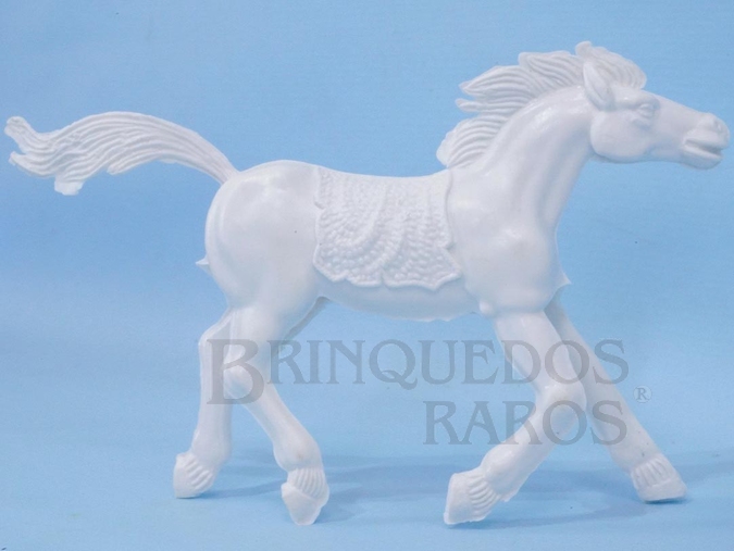 Brinquedo antigo Cavalo índio branco com 10,00 cm de altura Década de 1970