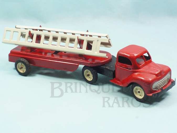Brinquedo antigo Cavalo Mecânico e Carreta prancha com Escadas 33,00 cm de comprimento Década de 1960