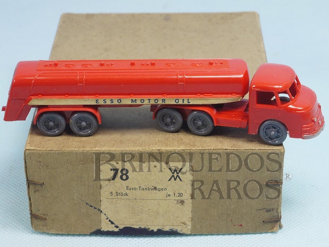 Brinquedo antigo Cavalo Mecânico Henschel Bimot com carreta tanque Esso Extra Motor Oil Década de 1950



