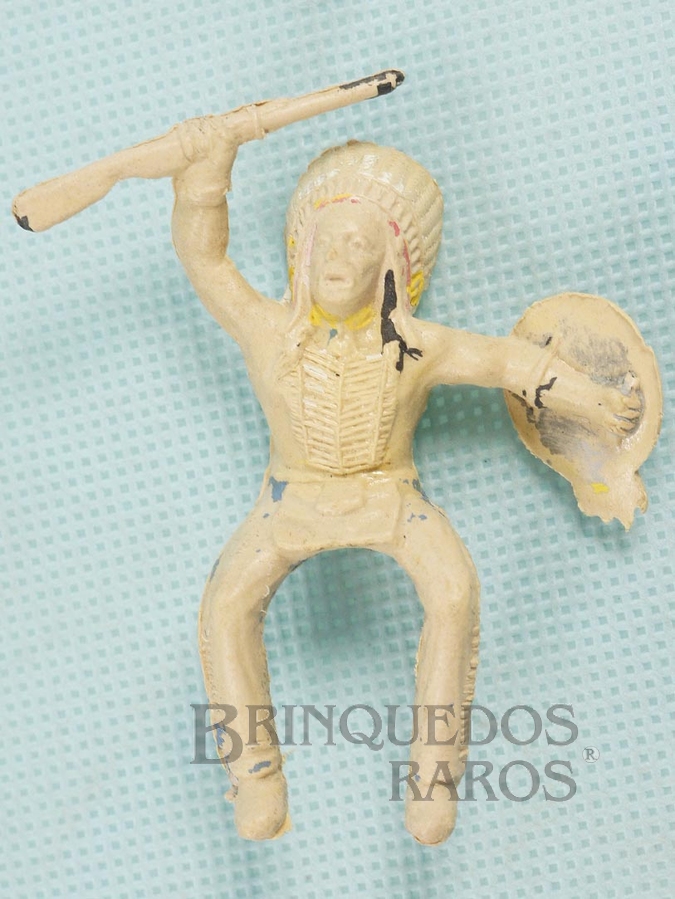 Brinquedo antigo Chefe índio montado a cavalo com rifle e escudo