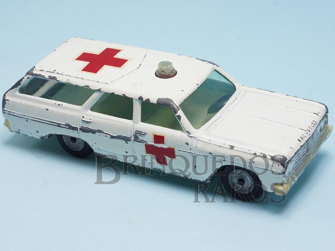 Brinquedo antigo Chevrolet Chevelle Ambulance Gamda Koor Década de 1970
