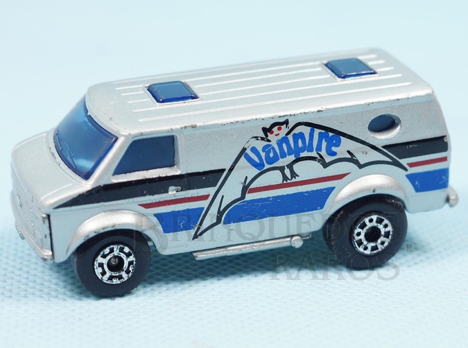 Brinquedo antigo Chevy Van Superfast prata Vanpire