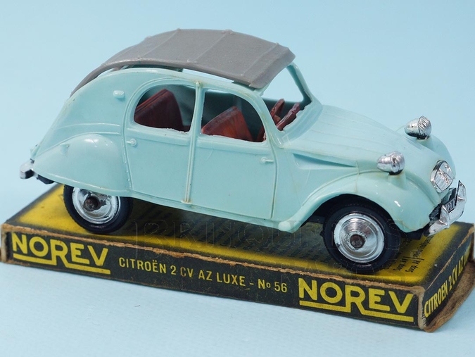 Brinquedo antigo Citroen 2 CV AZ Luxe Década de 1960