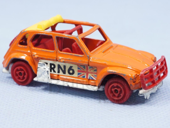 Brinquedo antigo Citroen 2 CV Dyane Adhésif Aéroglisseur de Matchbox Majorette Brésilien Kiko Década de 1980
