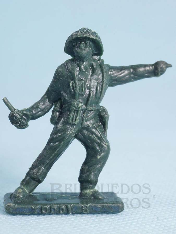 Brinquedo antigo Soldado Toddy Comandante avançando Numerado 8