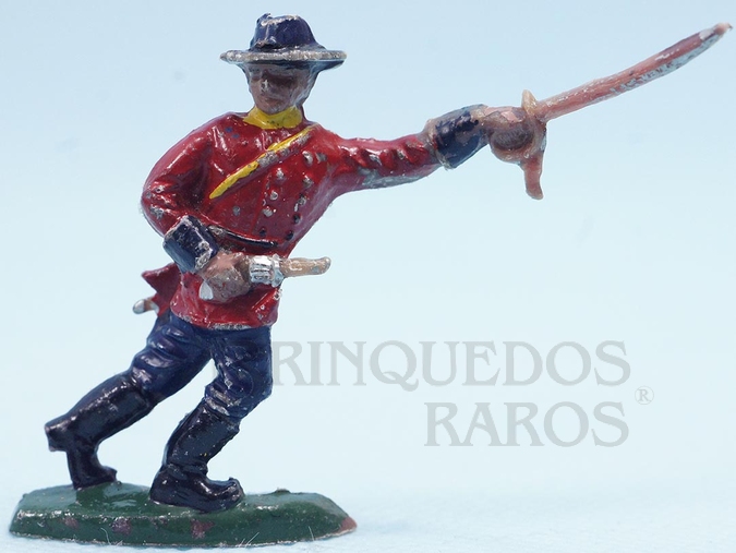 Brinquedo antigo Comandante do Exército Paraguaio com Sabre e revolver Batalha do Tuiutí Década de 1960