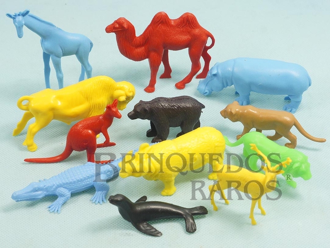 Brinquedo antigo Conjunto completo Animais da Selva com 12 itens Ano 1976