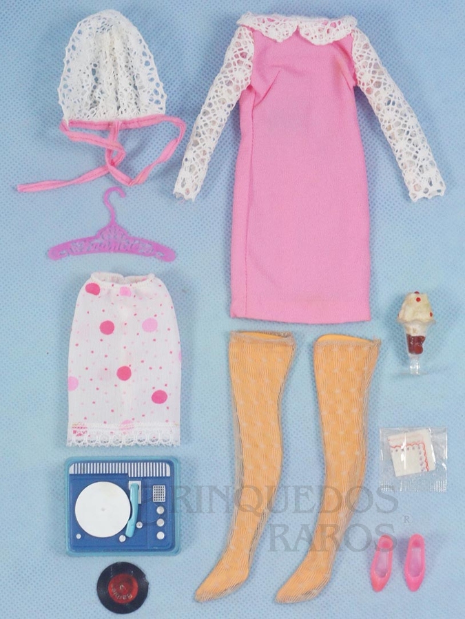 Brinquedo antigo Conjunto completo Dance Party com 9 itens fabricados no Japão Anos 1966 e 1967