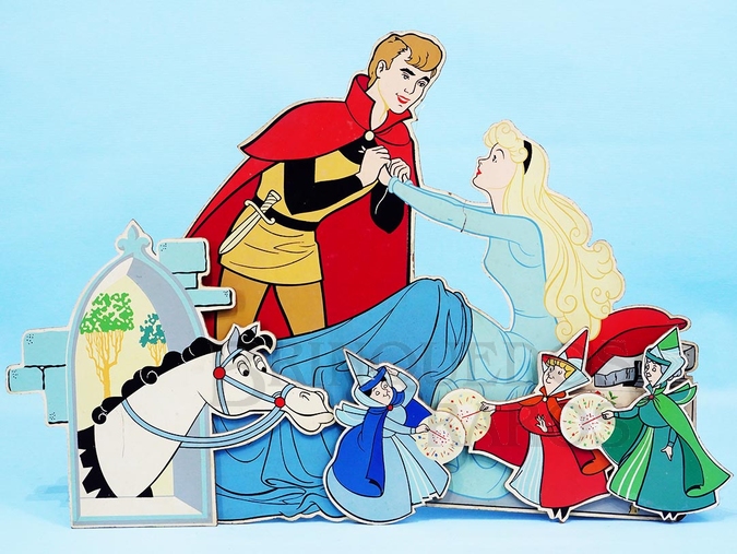 Brinquedo antigo Conjunto Completo de Enfeites de parede com seis Personagens da História A Bela Adormecida impressão manual em Duratex sob Licença Walt Disney Década de 1960