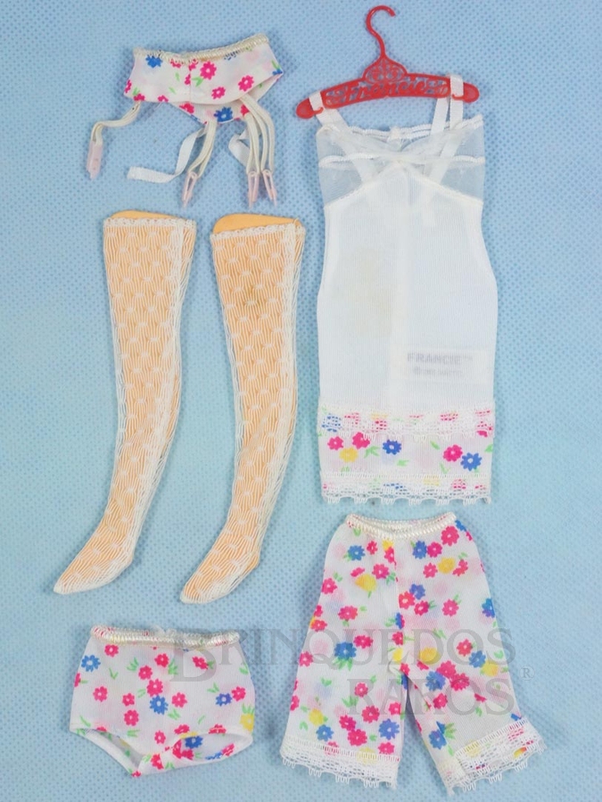 Brinquedo antigo Conjunto Completo de Lingerie First Things First com 5 itens Ano 1966