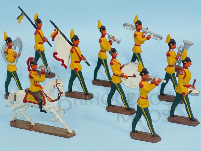 Brinquedo antigo Conjunto de 10 Soldados em banda com uniformes amarelo e verde forma Schneider