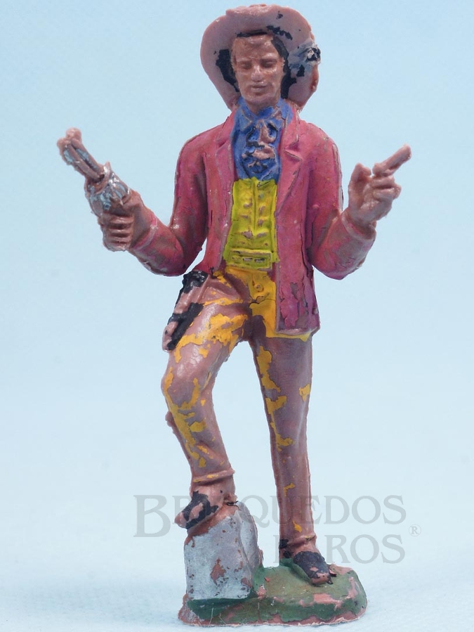 Brinquedo antigo Cowboy de pé com revolver e charuto Gulliver Década de 1970