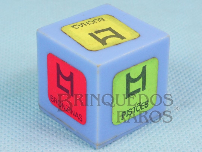 Brinquedo antigo Cubo com 3,00 cm de altura brinde Metal Leve