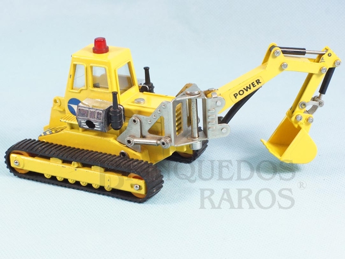 Brinquedo antigo Escavadeira de Esteiras com 19,00 cm de comprimento Série Diapet Década de 1970