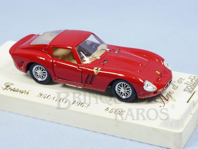 Brinquedo antigo Ferrari 250 GTO 1963 Série Age D`Or Década de 1980