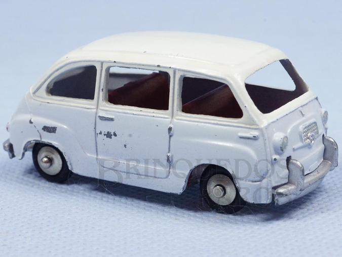Brinquedo antigo Fiat 600 M Década de 1960