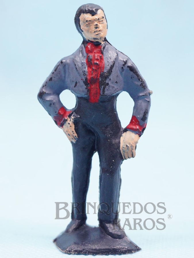 Brinquedo antigo Figura de Don Diego com paletó cinza Série O Zorro distribuído pela Trol Década de 1970