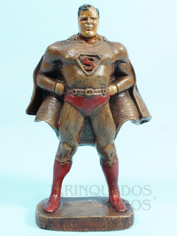 Brinquedo antigo Figura do Super Homem Superman com 15,00 cm de altura Brinde distribuído pela DC Comics apenas 100 unidades produzidas em pó de madeira com resina Ano 1942