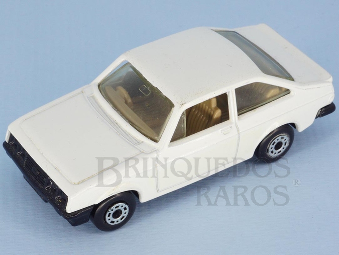 Brinquedo antigo Ford Escort RS 2000 Superfast branco Brazilian Matchbox Inbrima 1970