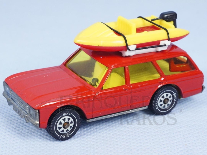 Brinquedo antigo Ford Granada Turnier vermelho com Bote à motor Brasilianische Siku Alfema Década de 1980