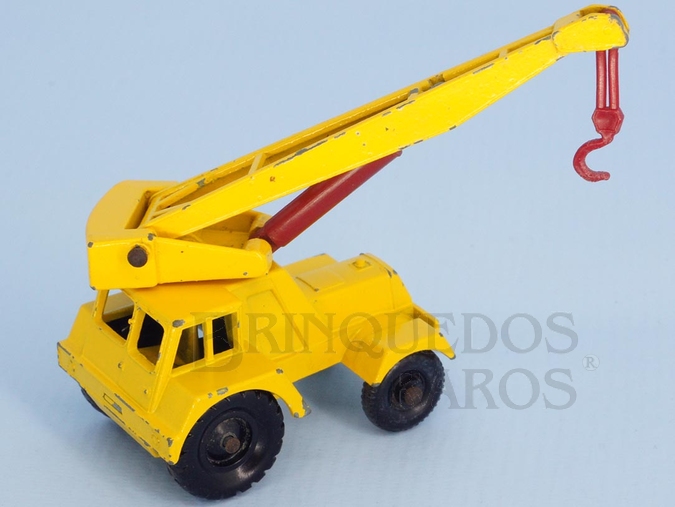 Brinquedo antigo Guindaste Taylor Jumbo Crane yellow weigth black plastic Regular Wheels