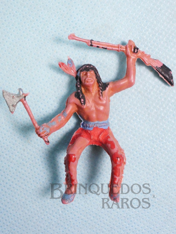 Brinquedo antigo Índio montado a cavalo com rifle e machado