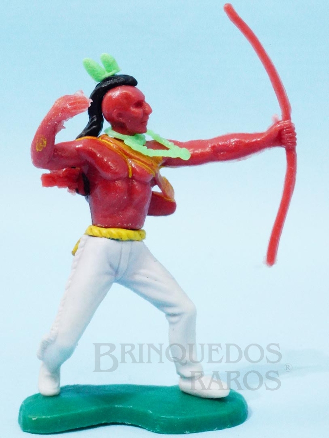 Brinquedo antigo Índio de pé atirando com arco Cópia Britains Swoppet Década de 1980