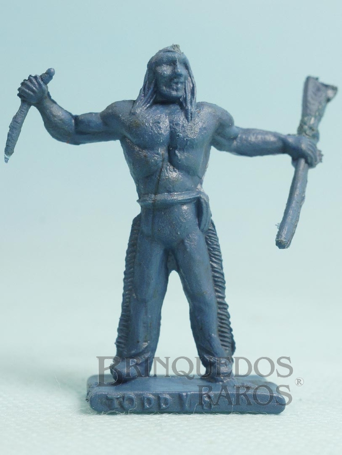 Brinquedo antigo Índio de pé com faca e rifle Brinde Toddy numerado 8 década de 1960