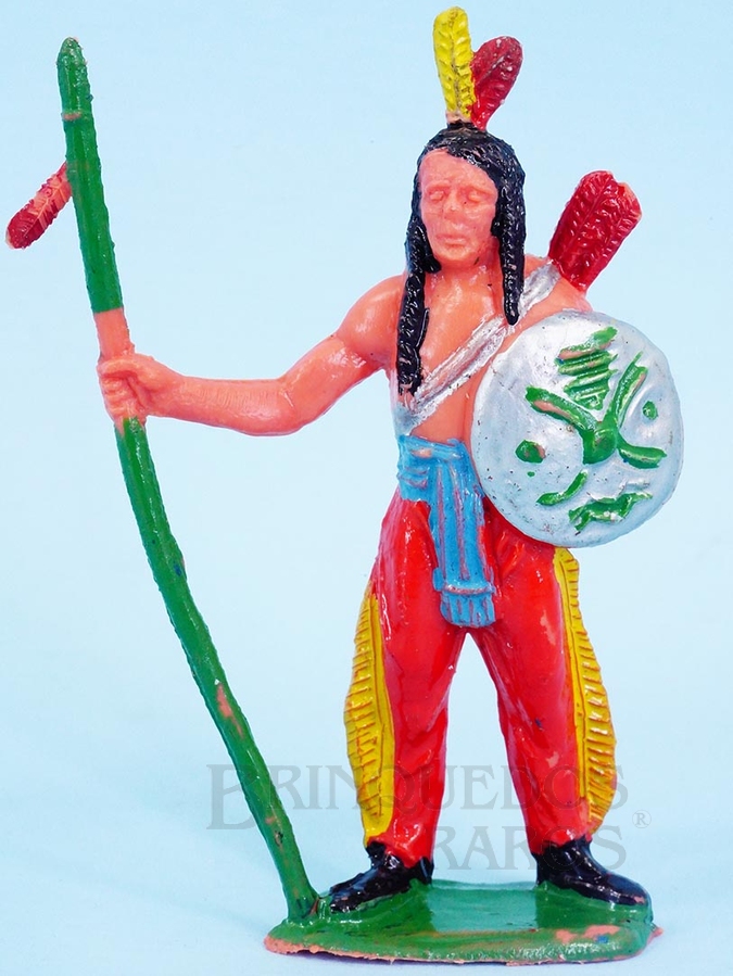 Brinquedo antigo Índio de pé com lança e escudo Casablanca número raspado Década de 1960