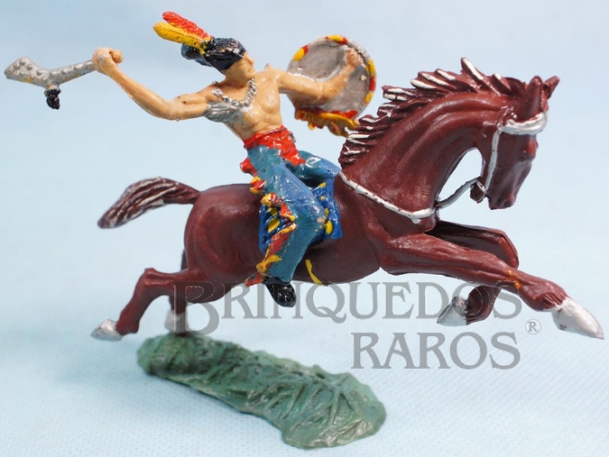 Brinquedo antigo Índio Grande Trovão com Tacape numerado 137 e Cavalo índio numerado 157 Conjunto Original Casablanca Série Caravana Ano 1964