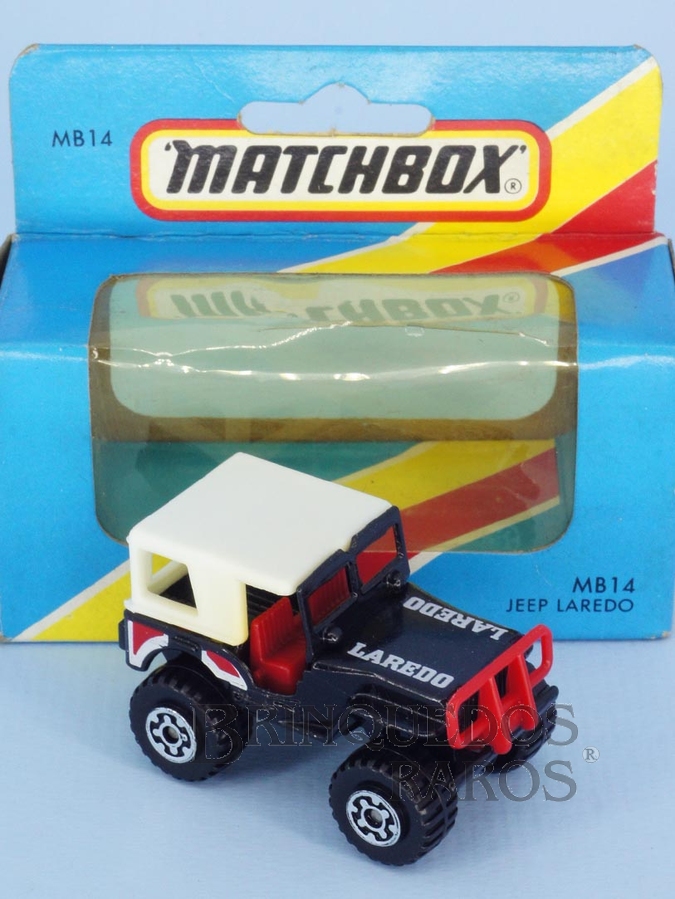 Brinquedo antigo Jipe 4x4 Jeep Superfast preto com capota Laredo label