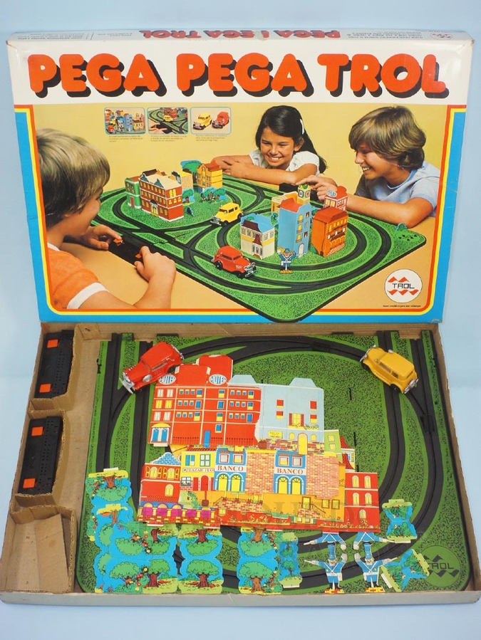 Brinquedo antigo Jogo Pega Pega Trol Segunda Série perfeito estado 100% original Completo com Cenário ainda por montar Década de 1970