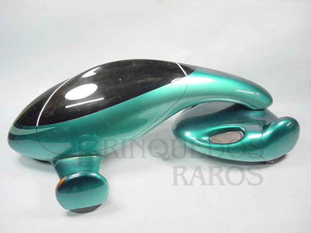 Brinquedo antigo Maquete de Carro Conceito Design Luigi Colani Concept Car com 60,00 cm de comprimento Fabricante e procedência indeterminado. Em madeira e resina de poliéster Década de 2000