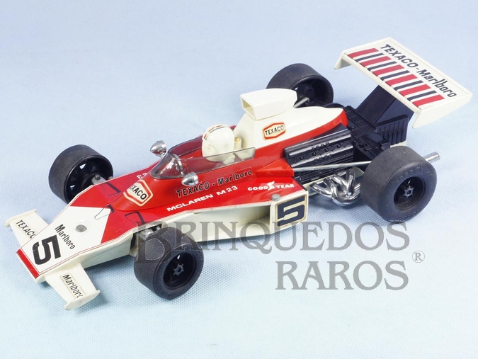 Brinquedo antigo McLaren M23 com 32,00 cm de comprimento Lata e plástico Década de 1970