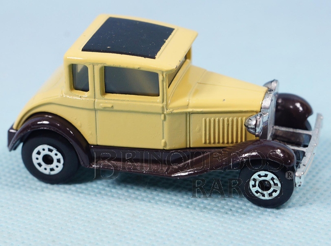 Brinquedo antigo Model A Ford Superfast