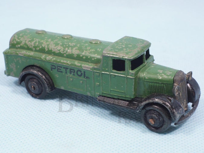 Brinquedo antigo Caminhão Tanque Petrol Tanker verde ano 1934 a 1937